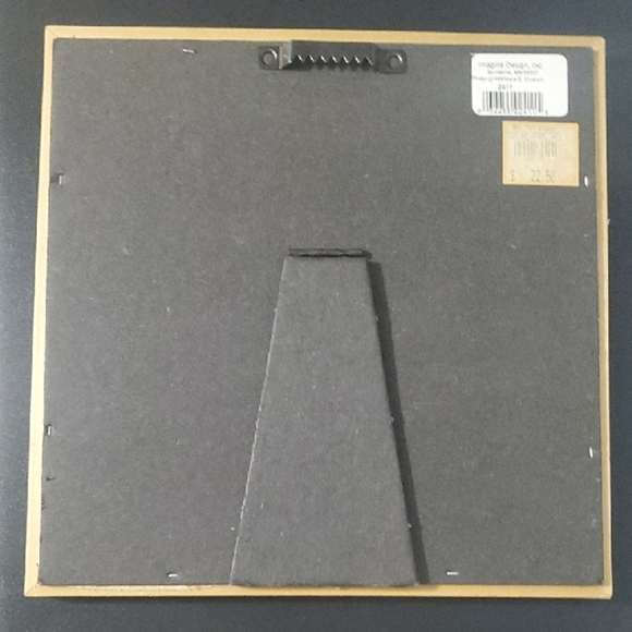 Gold Framed Art Print Nest Eggs Our Family Is A Circle Of Strength And Love - Picture 3 of 5